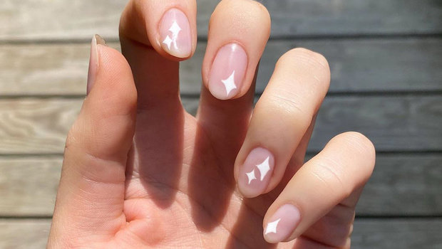 How You Can Make Your Brittle nails Strong